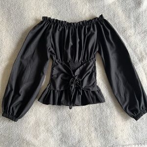 Off-shoulder long sleeve